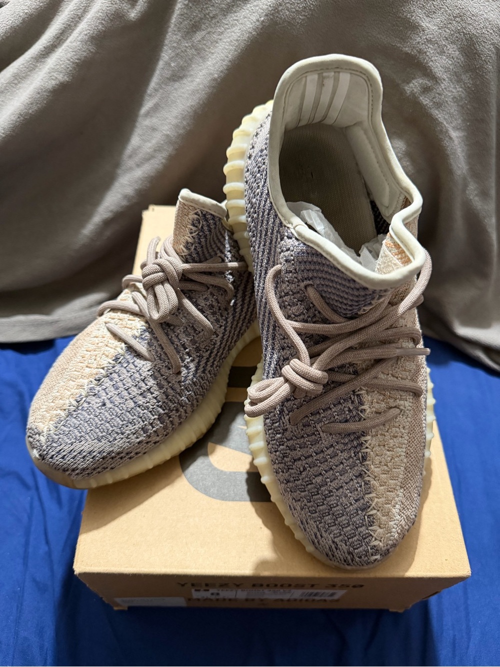 Yeezy Boost 350 V2 (ASHPEA)